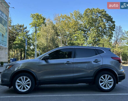 Серый Ниссан Rogue Sport, объемом двигателя 2 л и пробегом 48 тыс. км за 15699 $, фото 7 на Automoto.ua