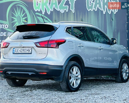 Серый Ниссан Rogue Sport, объемом двигателя 2 л и пробегом 103 тыс. км за 14200 $, фото 5 на Automoto.ua