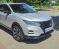 Серый Ниссан Rogue Sport, объемом двигателя 2 л и пробегом 165 тыс. км за 13999 $, фото 1 на Automoto.ua