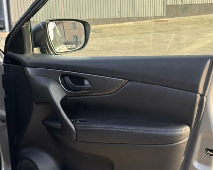 Серый Ниссан Rogue Sport, объемом двигателя 2 л и пробегом 214 тыс. км за 12000 $, фото 39 на Automoto.ua