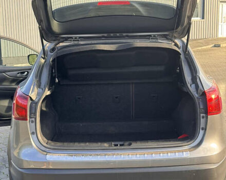 Серый Ниссан Rogue Sport, объемом двигателя 2 л и пробегом 214 тыс. км за 12000 $, фото 37 на Automoto.ua