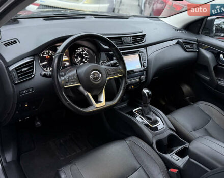 Сірий Ніссан Rogue Sport, об'ємом двигуна 2 л та пробігом 60 тис. км за 17500 $, фото 43 на Automoto.ua