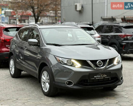 Сірий Ніссан Rogue Sport, об'ємом двигуна 2 л та пробігом 60 тис. км за 17500 $, фото 3 на Automoto.ua