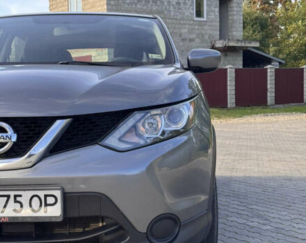 Серый Ниссан Rogue Sport, объемом двигателя 2 л и пробегом 214 тыс. км за 12000 $, фото 19 на Automoto.ua