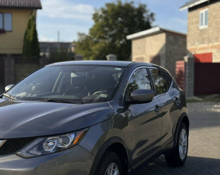 Серый Ниссан Rogue Sport, объемом двигателя 2 л и пробегом 214 тыс. км за 12000 $, фото 14 на Automoto.ua