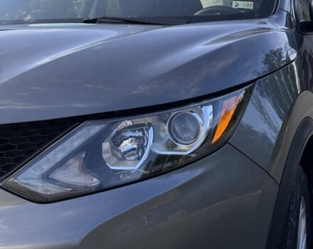 Серый Ниссан Rogue Sport, объемом двигателя 2 л и пробегом 214 тыс. км за 12000 $, фото 17 на Automoto.ua