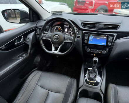 Сірий Ніссан Rogue Sport, об'ємом двигуна 2 л та пробігом 60 тис. км за 17500 $, фото 50 на Automoto.ua