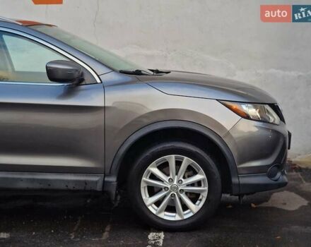 Сірий Ніссан Rogue Sport, об'ємом двигуна 2 л та пробігом 111 тис. км за 13490 $, фото 19 на Automoto.ua