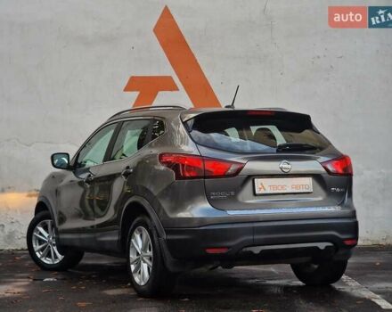 Сірий Ніссан Rogue Sport, об'ємом двигуна 2 л та пробігом 111 тис. км за 13490 $, фото 27 на Automoto.ua