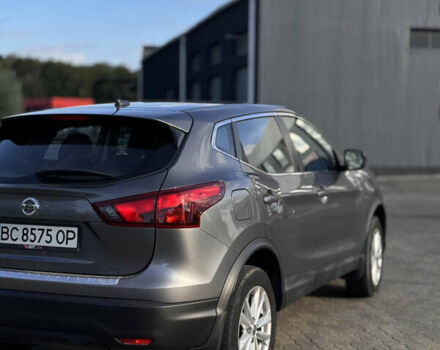Серый Ниссан Rogue Sport, объемом двигателя 2 л и пробегом 214 тыс. км за 12000 $, фото 6 на Automoto.ua