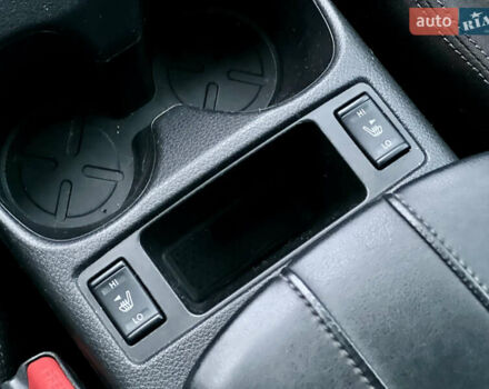 Серый Ниссан Rogue Sport, объемом двигателя 2 л и пробегом 193 тыс. км за 13000 $, фото 13 на Automoto.ua