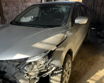 Серый Ниссан Rogue Sport, объемом двигателя 2 л и пробегом 63 тыс. км за 8000 $, фото 4 на Automoto.ua