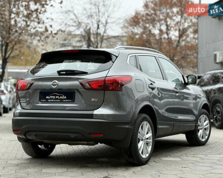 Сірий Ніссан Rogue Sport, об'ємом двигуна 2 л та пробігом 60 тис. км за 17500 $, фото 24 на Automoto.ua