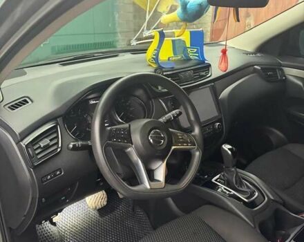 Сірий Ніссан Rogue Sport, об'ємом двигуна 2 л та пробігом 96 тис. км за 13700 $, фото 4 на Automoto.ua