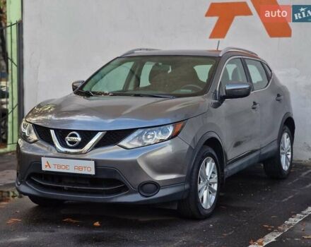 Сірий Ніссан Rogue Sport, об'ємом двигуна 2 л та пробігом 111 тис. км за 13490 $, фото 5 на Automoto.ua
