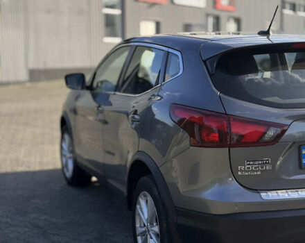 Серый Ниссан Rogue Sport, объемом двигателя 2 л и пробегом 214 тыс. км за 12000 $, фото 10 на Automoto.ua