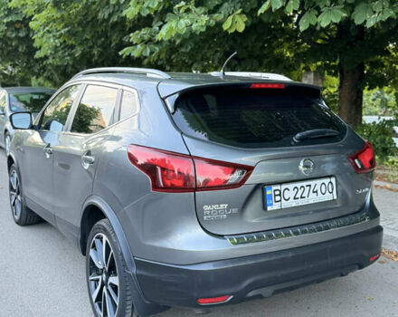 Серый Ниссан Rogue Sport, объемом двигателя 2 л и пробегом 108 тыс. км за 15000 $, фото 7 на Automoto.ua