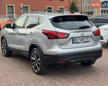 Серый Ниссан Rogue Sport, объемом двигателя 2 л и пробегом 83 тыс. км за 14500 $, фото 2 на Automoto.ua