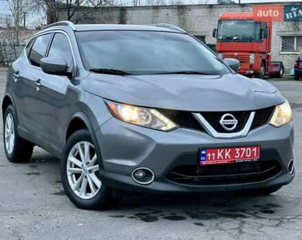 Серый Ниссан Rogue Sport, объемом двигателя 2 л и пробегом 193 тыс. км за 13000 $, фото 1 на Automoto.ua