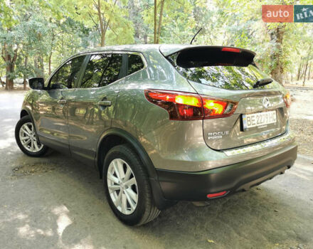 Сірий Ніссан Rogue Sport, об'ємом двигуна 2 л та пробігом 78 тис. км за 15500 $, фото 5 на Automoto.ua