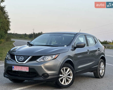 Серый Ниссан Rogue Sport, объемом двигателя 2 л и пробегом 181 тыс. км за 12900 $, фото 3 на Automoto.ua