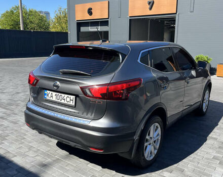 Серый Ниссан Rogue Sport, объемом двигателя 2 л и пробегом 98 тыс. км за 14000 $, фото 4 на Automoto.ua