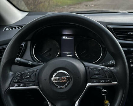 Сірий Ніссан Rogue Sport, об'ємом двигуна 2 л та пробігом 170 тис. км за 14500 $, фото 27 на Automoto.ua