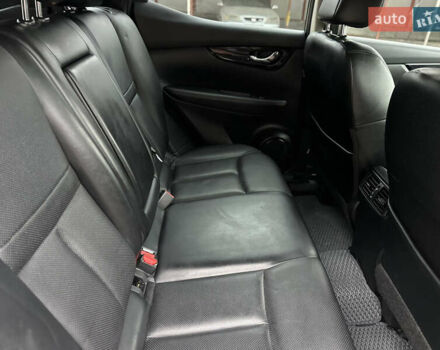 Сірий Ніссан Rogue Sport, об'ємом двигуна 2 л та пробігом 126 тис. км за 14300 $, фото 13 на Automoto.ua