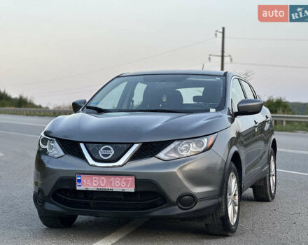 Серый Ниссан Rogue Sport, объемом двигателя 2 л и пробегом 181 тыс. км за 12900 $, фото 4 на Automoto.ua