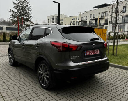 Серый Ниссан Rogue Sport, объемом двигателя 2 л и пробегом 61 тыс. км за 15500 $, фото 5 на Automoto.ua