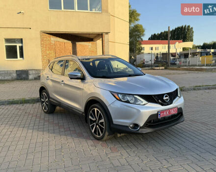 Серый Ниссан Rogue Sport, объемом двигателя 2 л и пробегом 125 тыс. км за 13800 $, фото 5 на Automoto.ua