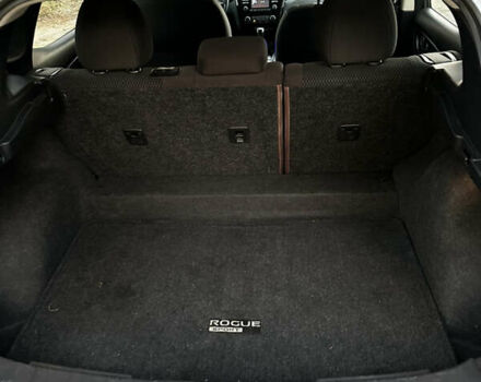 Сірий Ніссан Rogue Sport, об'ємом двигуна 2 л та пробігом 170 тис. км за 14500 $, фото 31 на Automoto.ua