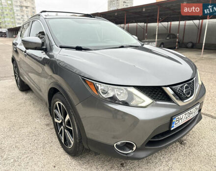 Сірий Ніссан Rogue Sport, об'ємом двигуна 2 л та пробігом 126 тис. км за 14300 $, фото 4 на Automoto.ua