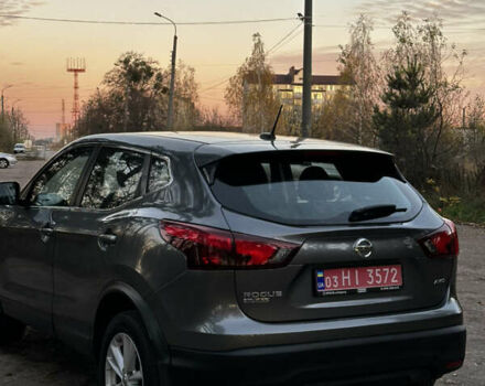 Сірий Ніссан Rogue Sport, об'ємом двигуна 2 л та пробігом 170 тис. км за 14500 $, фото 5 на Automoto.ua