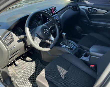 Серый Ниссан Rogue Sport, объемом двигателя 2 л и пробегом 98 тыс. км за 14000 $, фото 9 на Automoto.ua