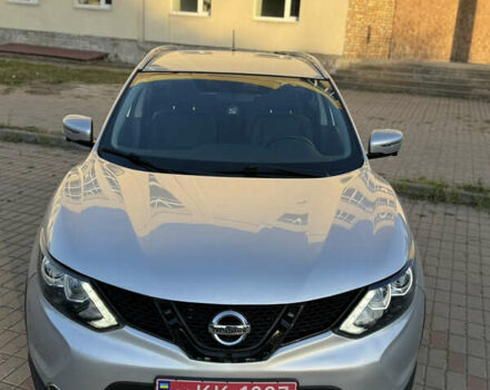 Серый Ниссан Rogue Sport, объемом двигателя 2 л и пробегом 125 тыс. км за 13800 $, фото 1 на Automoto.ua