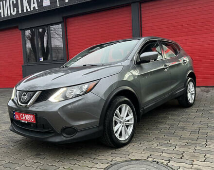 Серый Ниссан Rogue Sport, объемом двигателя 2 л и пробегом 75 тыс. км за 13500 $, фото 2 на Automoto.ua