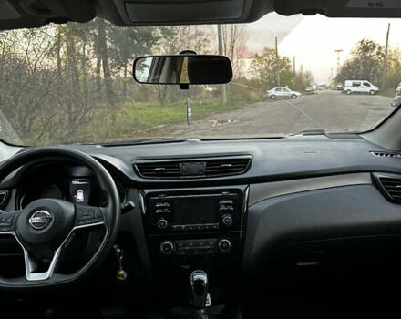 Сірий Ніссан Rogue Sport, об'ємом двигуна 2 л та пробігом 170 тис. км за 14500 $, фото 24 на Automoto.ua