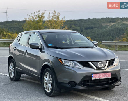 Серый Ниссан Rogue Sport, объемом двигателя 2 л и пробегом 181 тыс. км за 12900 $, фото 6 на Automoto.ua