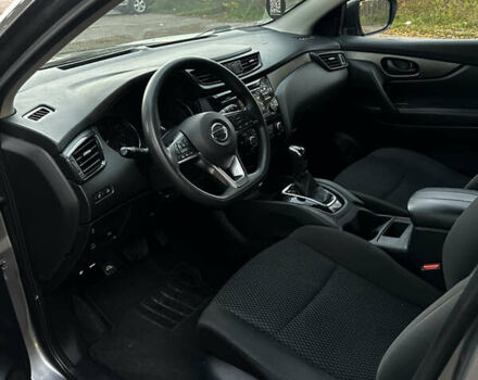 Сірий Ніссан Rogue Sport, об'ємом двигуна 2 л та пробігом 170 тис. км за 14500 $, фото 18 на Automoto.ua
