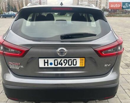 Сірий Ніссан Rogue Sport, об'ємом двигуна 2 л та пробігом 53 тис. км за 15500 $, фото 2 на Automoto.ua