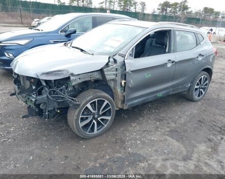 Серый Ниссан Rogue Sport, объемом двигателя 2 л и пробегом 94 тыс. км за 12450 $, фото 2 на Automoto.ua