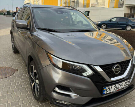 Сірий Ніссан Rogue Sport, об'ємом двигуна 2 л та пробігом 82 тис. км за 18500 $, фото 4 на Automoto.ua