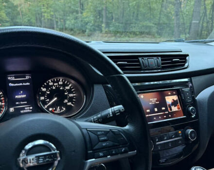 Серый Ниссан Rogue Sport, объемом двигателя 2 л и пробегом 164 тыс. км за 13900 $, фото 19 на Automoto.ua