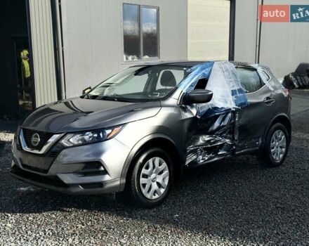 Серый Ниссан Rogue Sport, объемом двигателя 2 л и пробегом 119 тыс. км за 10900 $, фото 1 на Automoto.ua