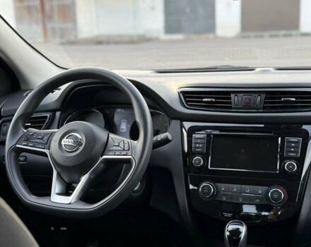 Серый Ниссан Rogue Sport, объемом двигателя 2 л и пробегом 97 тыс. км за 15100 $, фото 8 на Automoto.ua
