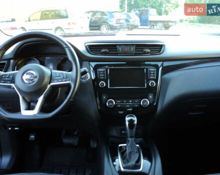 Серый Ниссан Rogue Sport, объемом двигателя 2 л и пробегом 65 тыс. км за 16100 $, фото 12 на Automoto.ua