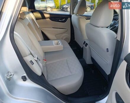 Серый Ниссан Rogue Sport, объемом двигателя 2 л и пробегом 85 тыс. км за 15450 $, фото 36 на Automoto.ua