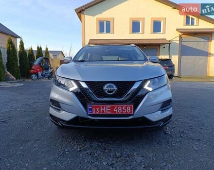 Серый Ниссан Rogue Sport, объемом двигателя 2 л и пробегом 85 тыс. км за 15450 $, фото 5 на Automoto.ua