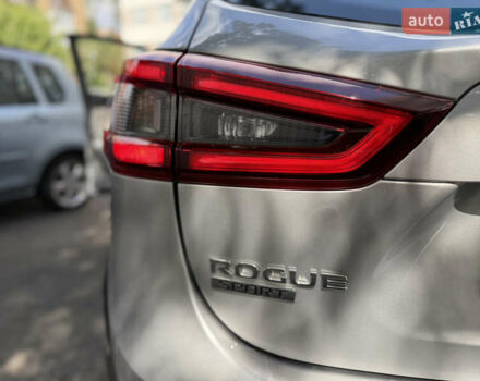Серый Ниссан Rogue Sport, объемом двигателя 2 л и пробегом 27 тыс. км за 20300 $, фото 18 на Automoto.ua
